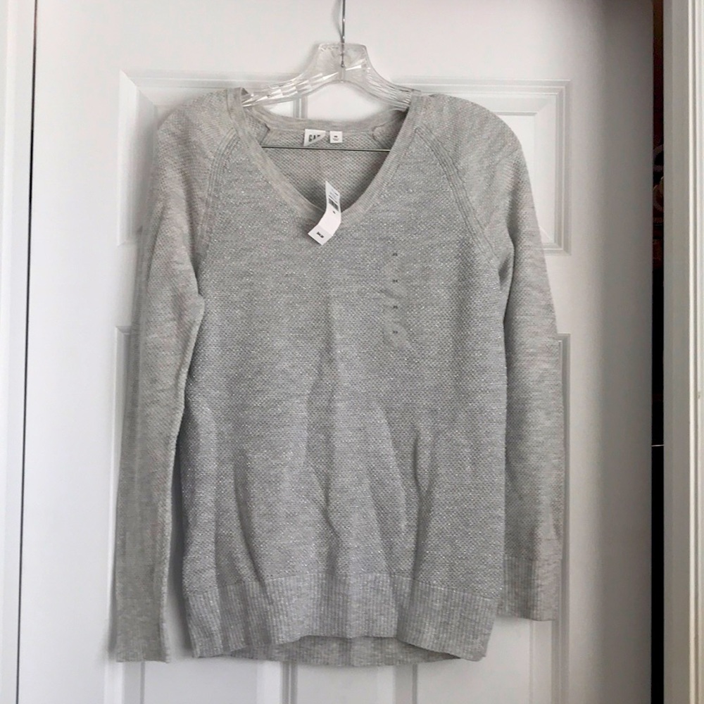 Gap Factory V neck, NWT, tunic length sweater